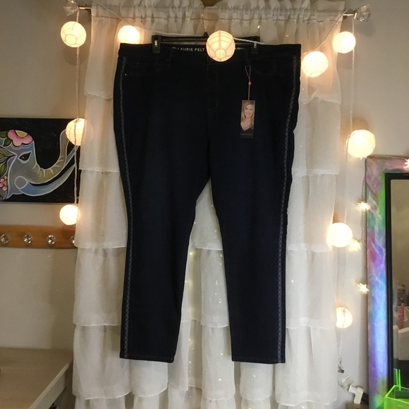 Laurie Felt Denim - NEW, LAURIE FELT PREMIUM DENIM SILKY SKINNY WITH VITAL STRETCH, SIZE 3X